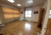 Oficinas en alquiler con 340m² en Segovia foto