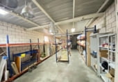 Nave Industrial en venta con 625m² en Badajoz, Calle Gonzalez serrano foto