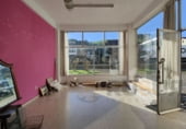 Local comercial en alquiler con 150m² en Renedo de Piélagos foto