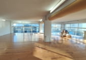 Local comercial en alquiler con 150m² en Renedo de Piélagos foto