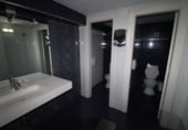 153m² commercial premises for sale in Oviedo photo