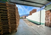 675m² warehouse industrial for sale in Loja photo