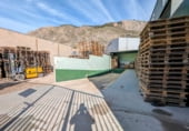 675m² warehouse industrial for sale in Loja photo