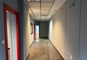 120m² locaux commerciaux pour location à Osuna photo