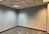 120m² locaux commerciaux pour location à Osuna photo