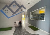 Local comercial en alquiler con 166m² en Cambre foto