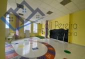 Local comercial en alquiler con 166m² en Cambre foto