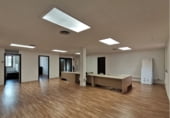 200m² office for rent in Cornellà de Llobregat photo