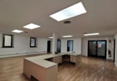200m² office for rent in Cornellà de Llobregat photo