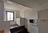 200m² office for rent in Cornellà de Llobregat photo