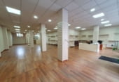 190m² locaux commerciaux pour vente à Grado photo