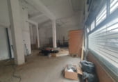 Local comercial en venta con 316m² en Oviedo, en la zona de La Ería foto