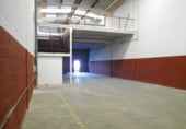 Nave Industrial en alquiler con 330m² en Bollullos de la Mitación foto