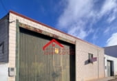 Nau
en venda
amb 200m² a Villafranca de los Barros, Calle legion, 12 foto