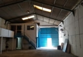 Nave en venta con 200m² en Sevilla foto