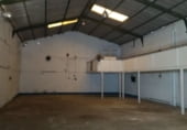 Nave en venta con 200m² en Sevilla foto