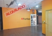 Local comercial en alquiler con 100m² en Martos foto