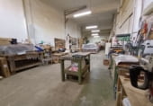 170m² commercial premises for sale in Logroño photo