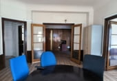 311m² office for sale in Bilbao, in the area of Abando photo
