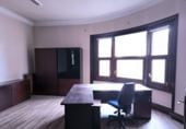 311m² office for sale in Bilbao, in the area of Abando photo