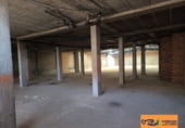 Local comercial en venta con 3100m² en Valdepeñas foto