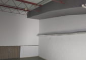 Nave en alquiler con 550m² en Mairena del Aljarafe foto
