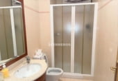 70m² commercial premises for sale in Logroño photo