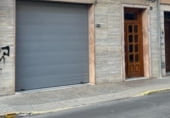 Local comercial en venta con 100m² en Novelda foto
