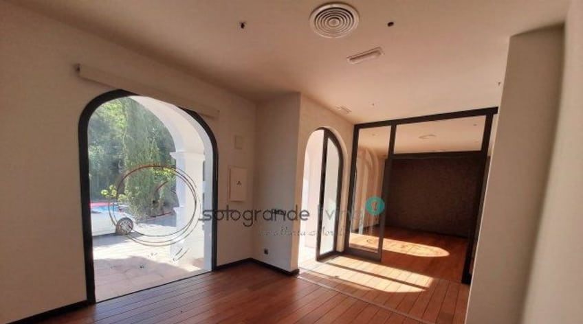 Local comercial