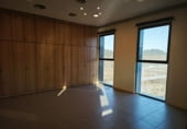 Oficina
en lloguer
a Quart foto