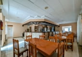 1115m² restaurant for sale in Loja photo