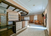 1115m² restaurant for sale in Loja photo