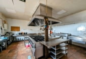 1115m² restaurant for sale in Loja photo