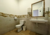 1115m² restaurant for sale in Loja photo