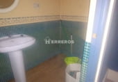 105m² commercial premises for sale in Logroño photo