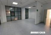Local comercial
en lloguer
amb 100m² a Boiro foto