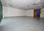 89m² bureau pour vente à Oviède, dans le quartier de Llamaquique photo