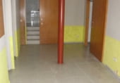 Local comercial en alquiler con 90m² en Ferrol foto