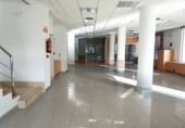 981m² locaux commerciaux pour location à Logroño photo