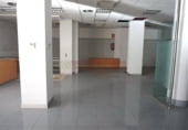 981m² locaux commerciaux pour location à Logroño photo