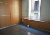 981m² locaux commerciaux pour location à Logroño photo