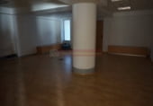 981m² locaux commerciaux pour location à Logroño photo