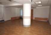 981m² locaux commerciaux pour location à Logroño photo