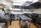 Local comercial en traspaso con 120m² en Puente-Caldelas, en la zona de Ponte Caldelas foto