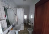 400m² bâtiment pour vente à Sisante photo