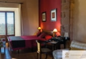 2000m² hotel for sale in Córdoba, Calle Herrería photo