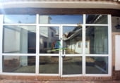 Local comercial en venta con 986m² en Almonte foto