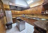 110m² restaurant for sale in Logroño photo