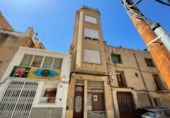 92m² building for sale in Ulldecona, Carrer Major photo