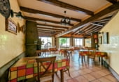 1858m² restaurant for sale in Loja photo